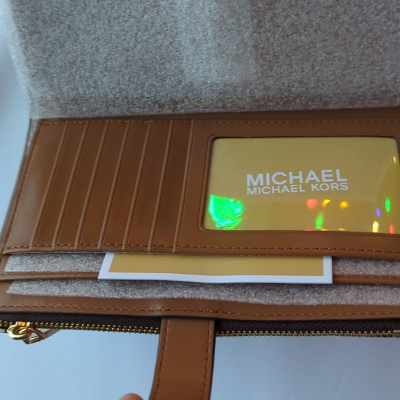 NWT Michael Kors Jet Set Double Zip Wristlet - Picture 5 of 7